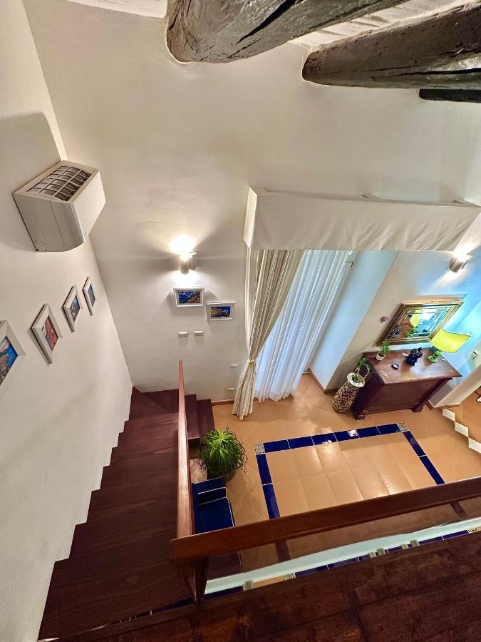 Carlos Noble House Plebiscito Naples